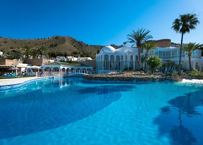 Lovely 2 Bedroom In Capuchinos, San Juan De Capistrano, Nerja