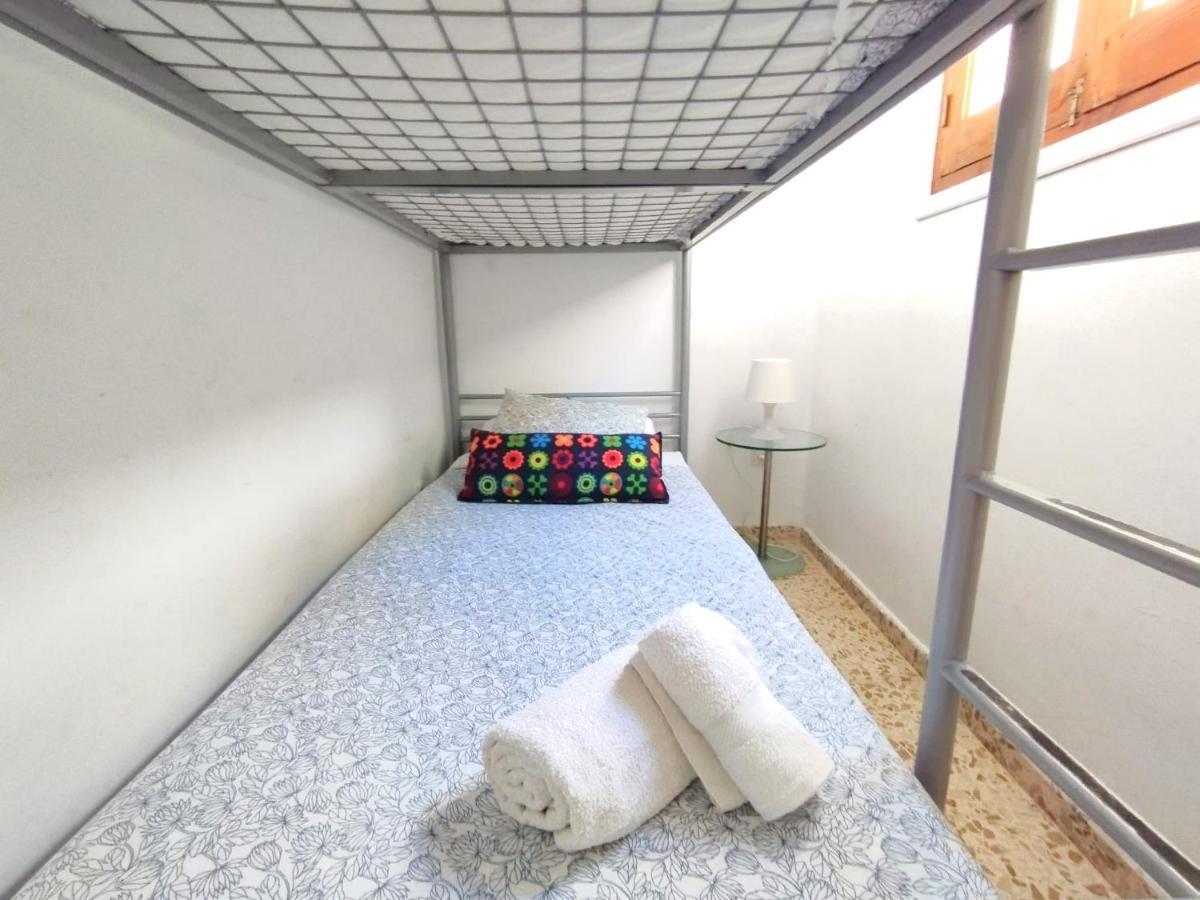 Lovely 2 Bedroom In Capuchinos, San Juan De Capistrano, Appartement Nerja